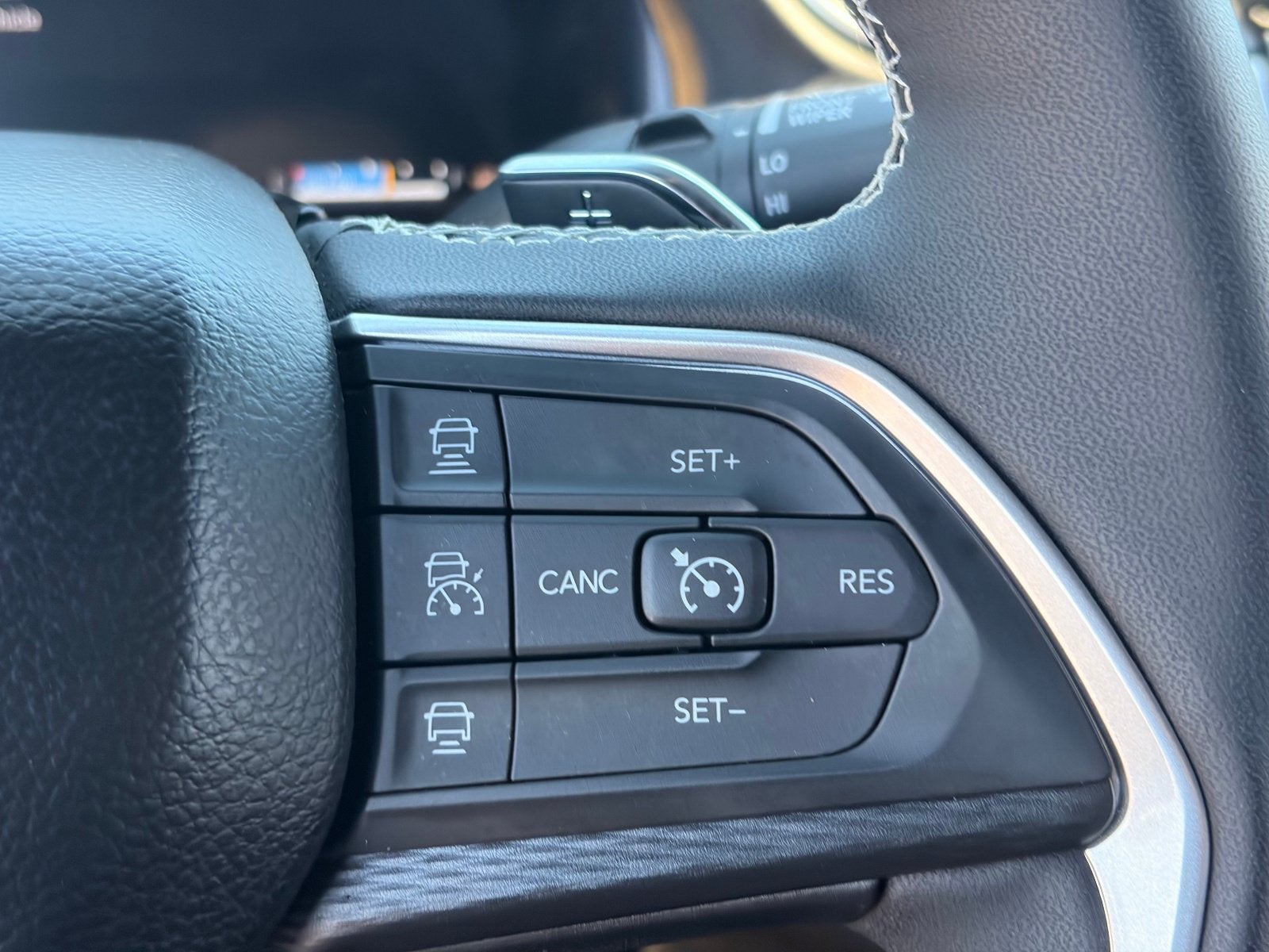 2025 Jeep Grand Cherokee Altitude X 4x2