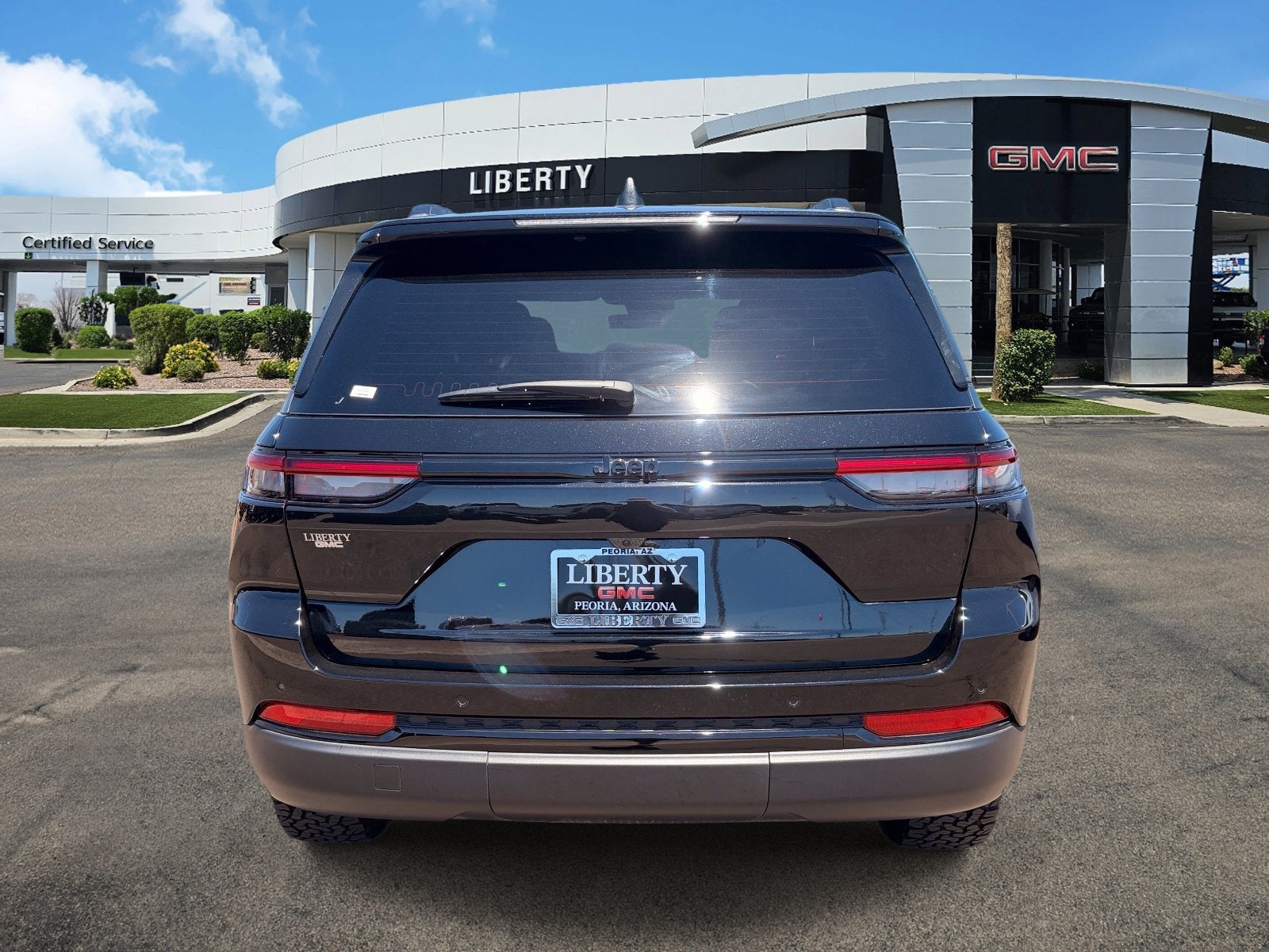 2025 Jeep Grand Cherokee Altitude X 4x2