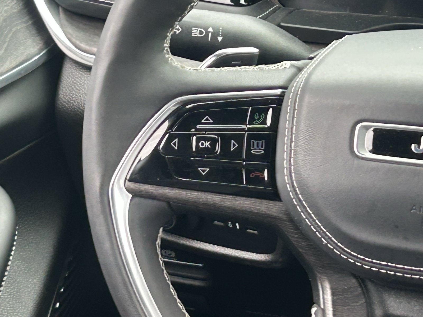2023 Jeep Grand Cherokee L Overland 4x4