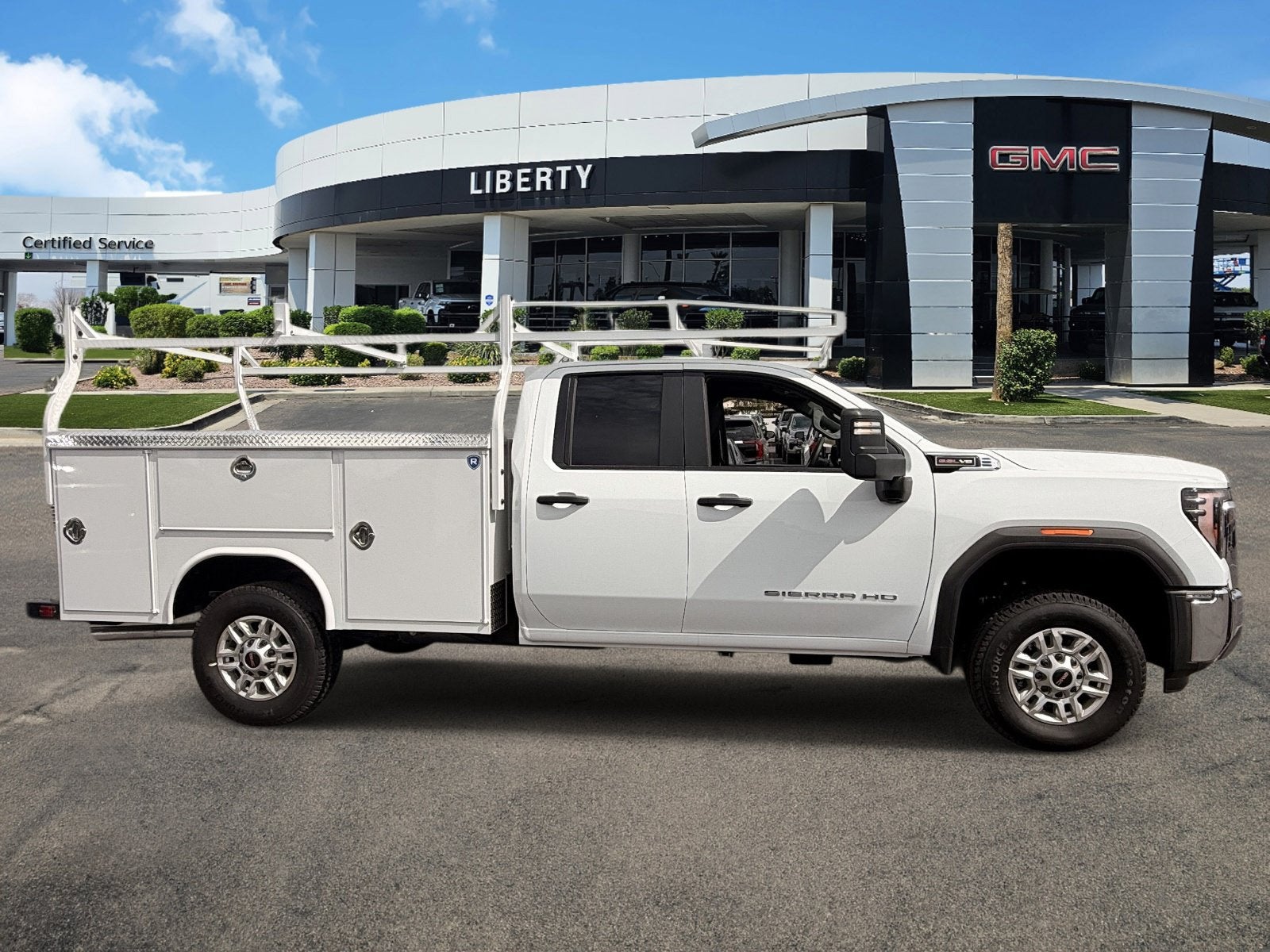 2026 GMC Sierra 2500 HD Pro