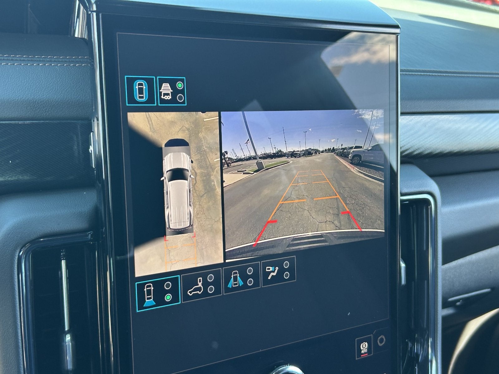 2026 GMC Yukon AT4 - Photo 26