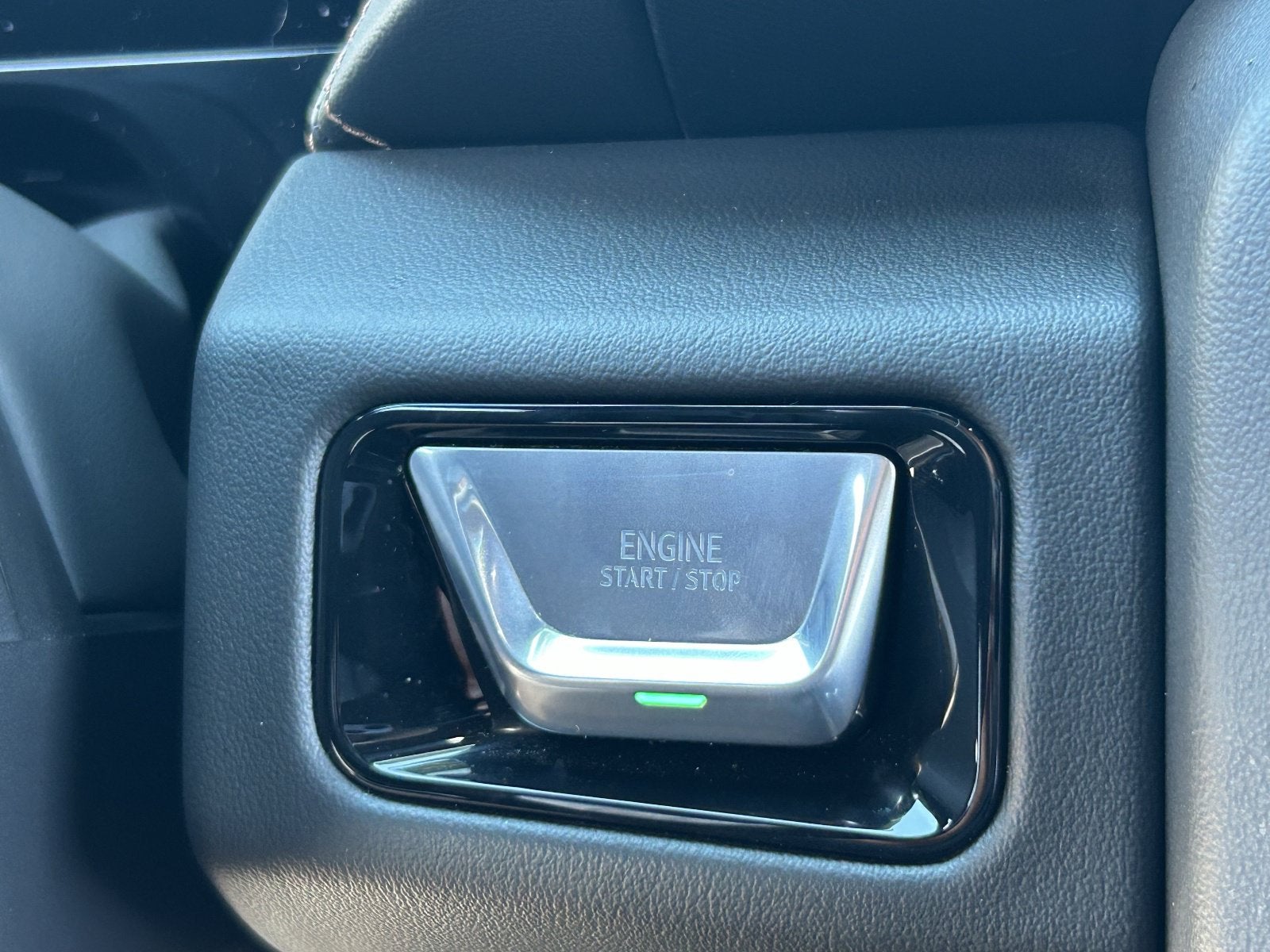 2026 GMC Yukon AT4 - Photo 29