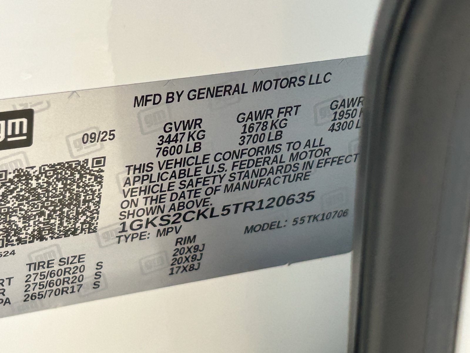 2026 GMC Yukon AT4 - Photo 38