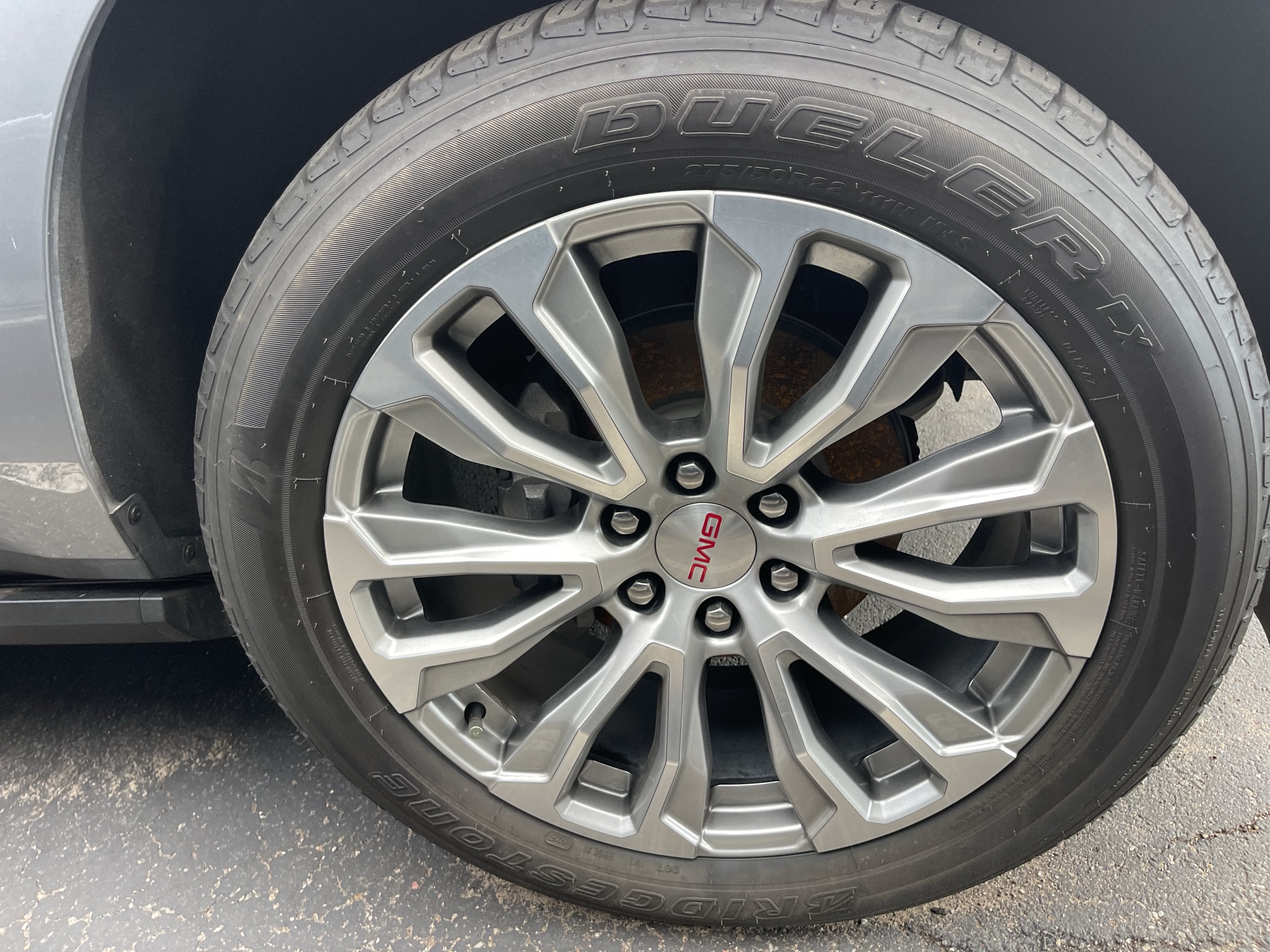2023 GMC Yukon Denali