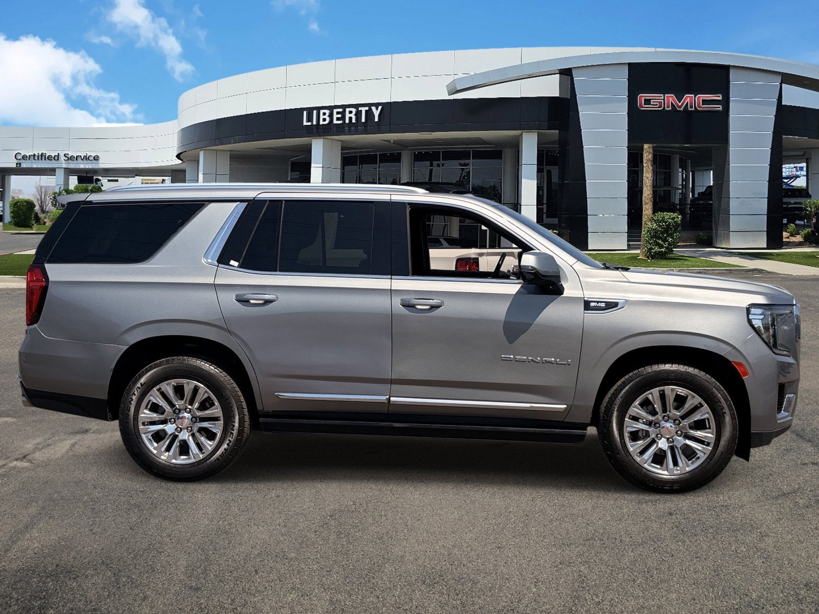 2023 GMC Yukon Denali