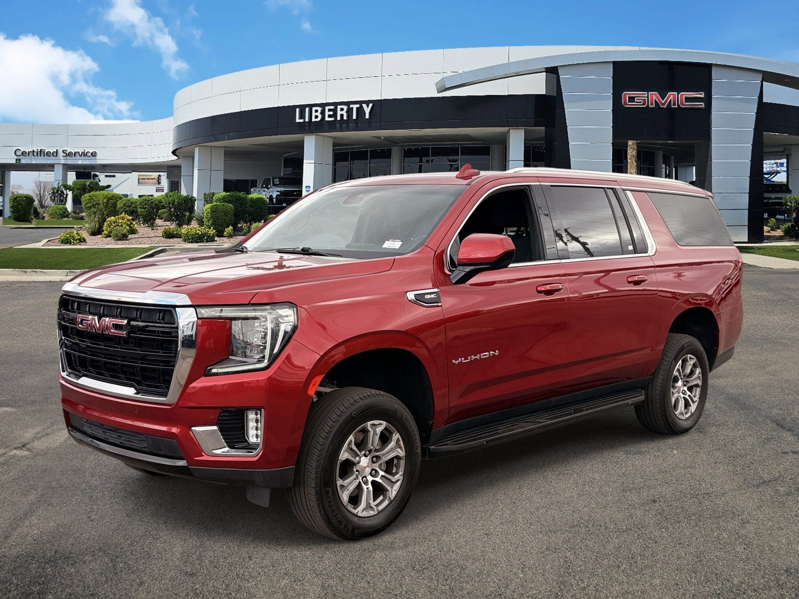 2023 GMC Yukon XL SLE