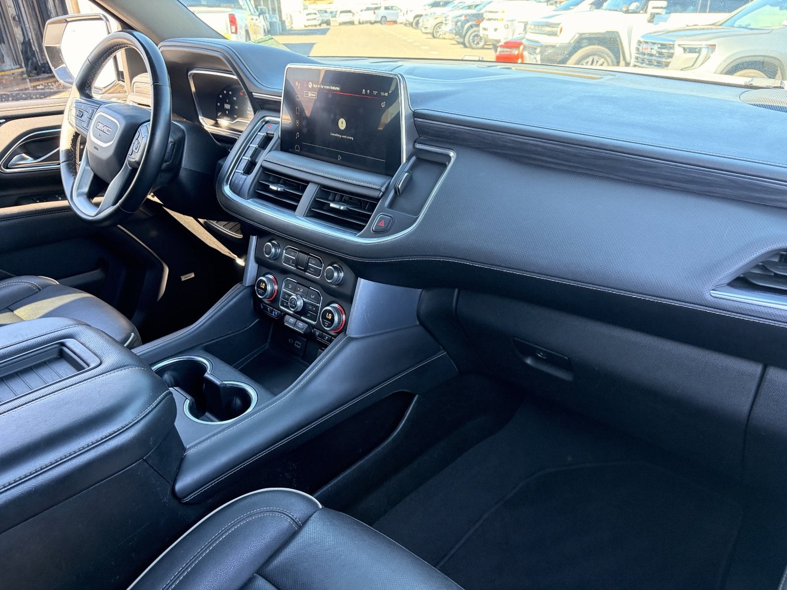 2024 GMC Yukon XL SLT