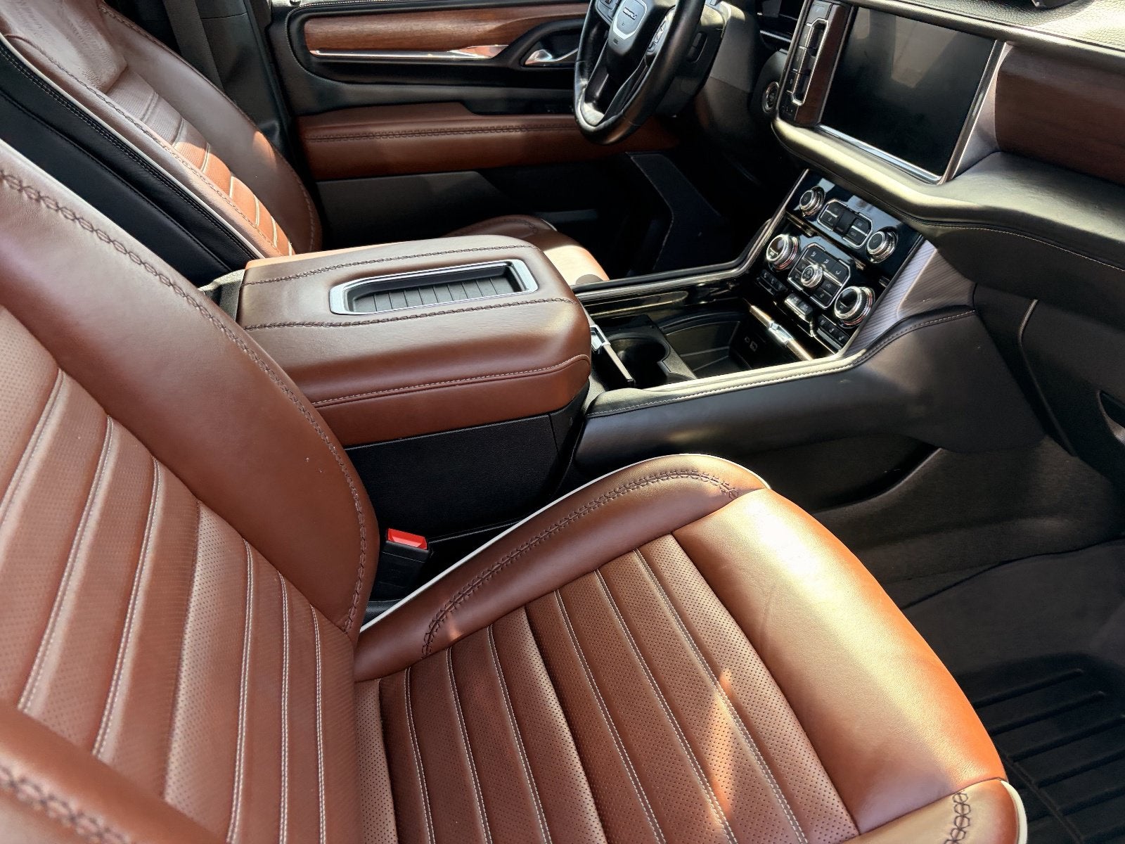 2023 GMC Yukon XL Denali Ultimate