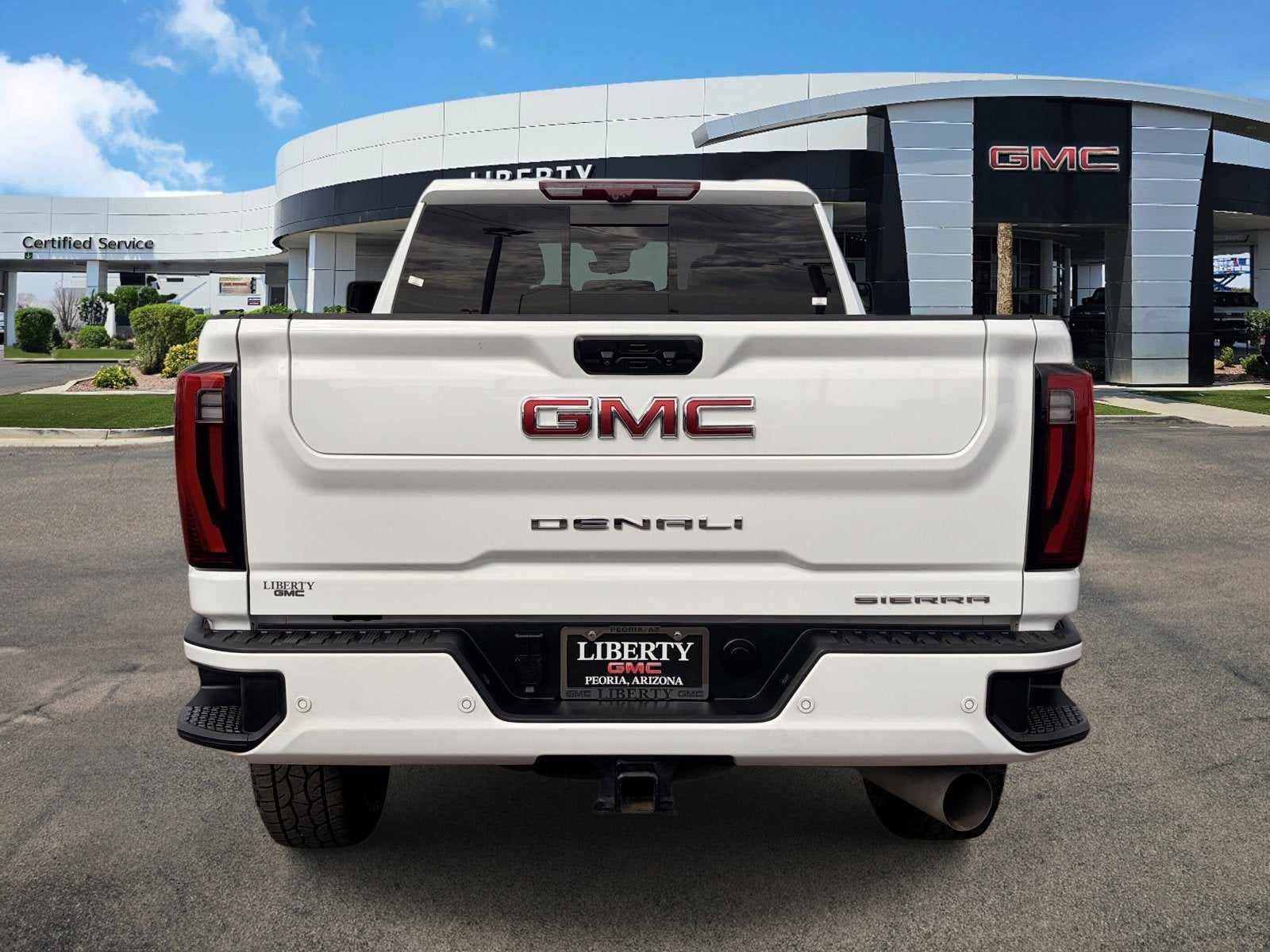2025 GMC Sierra 2500 HD Denali