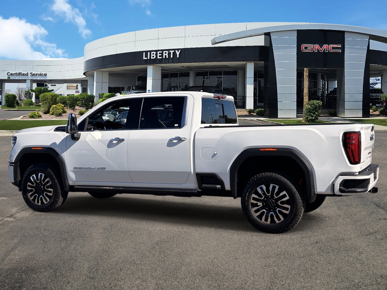 2026 GMC Sierra 2500 HD Denali Ultimate