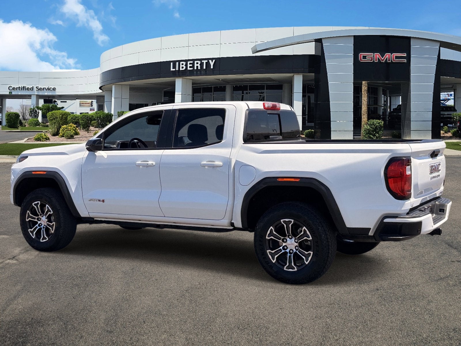 2025 GMC Canyon AT4