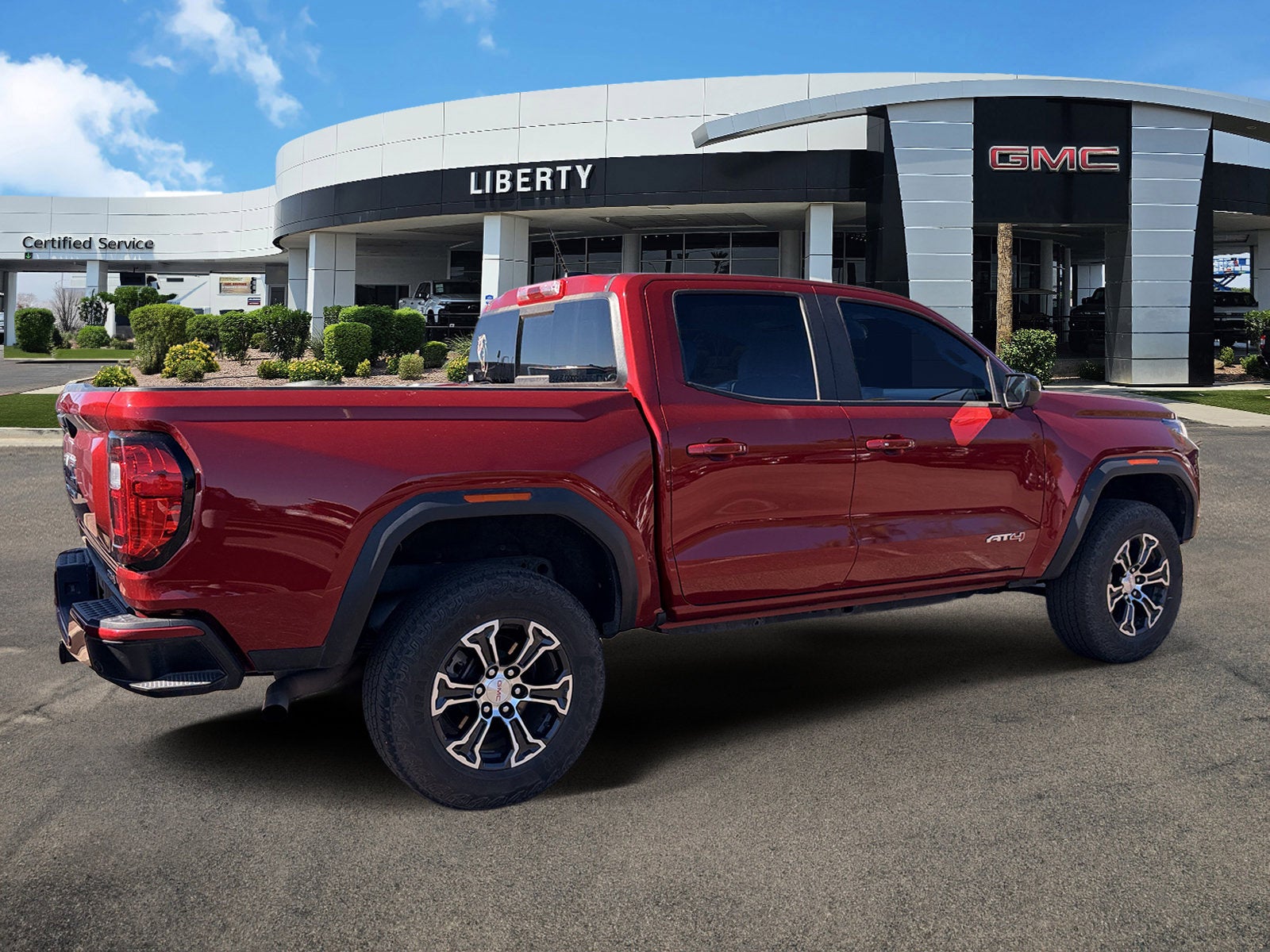 2023 GMC Canyon 4WD AT4