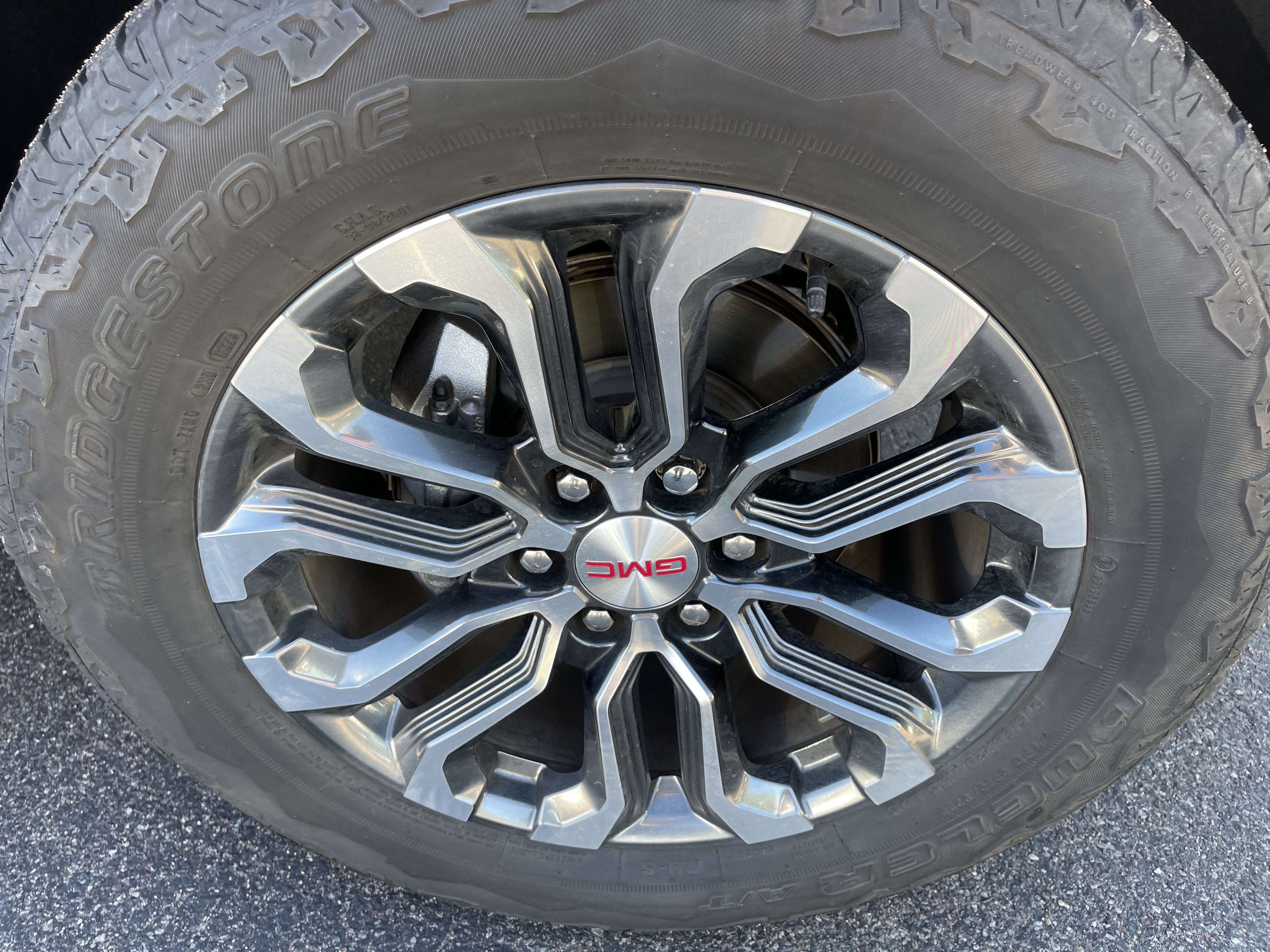 2023 GMC Canyon 4WD Denali