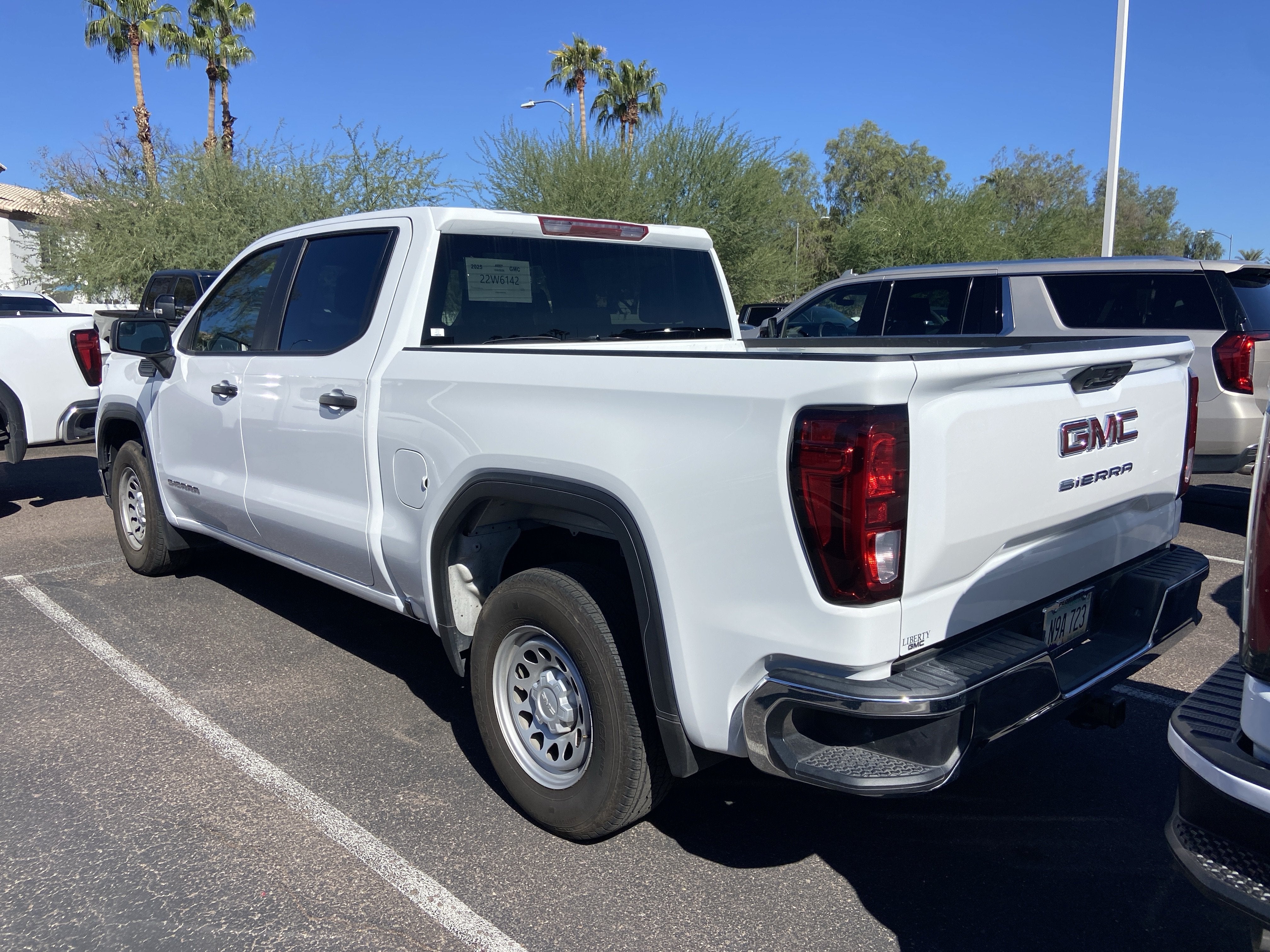 2025 GMC Sierra 1500 Pro