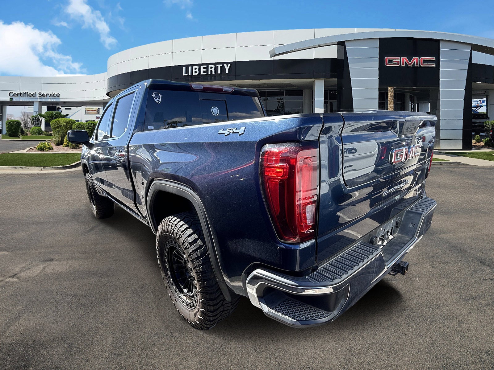 2023 GMC Sierra 1500 SLT