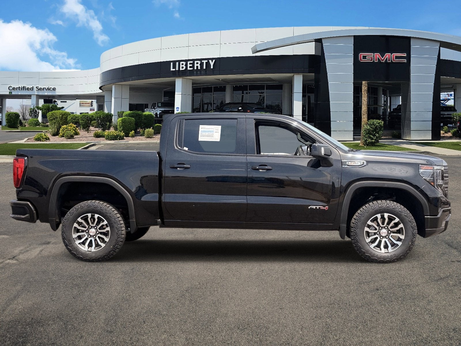 2023 GMC Sierra 1500 AT4
