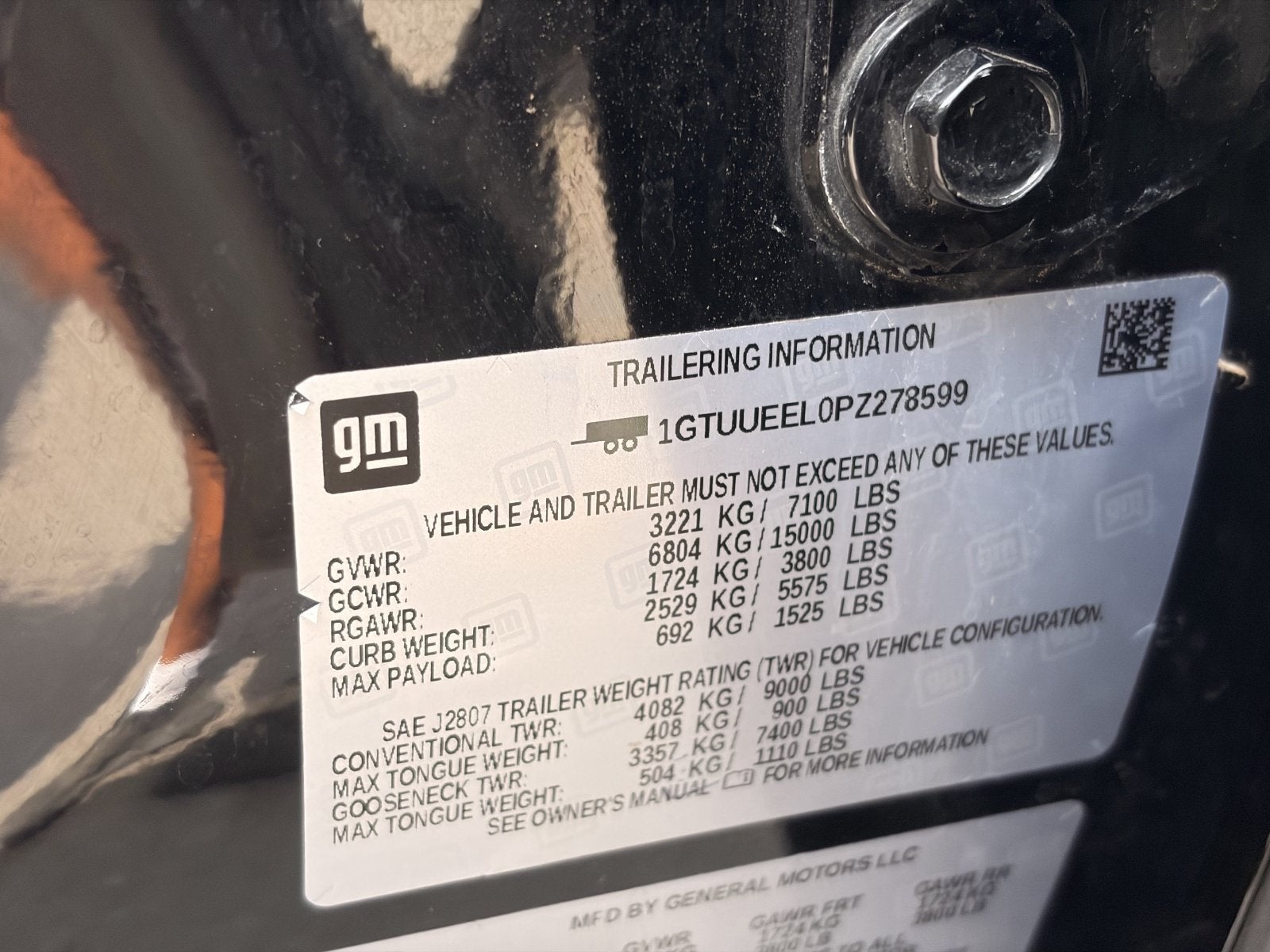 2023 GMC Sierra 1500 AT4