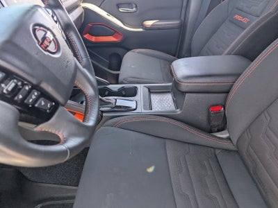 2025 Nissan Frontier Crew Cab PRO-4X 4x4