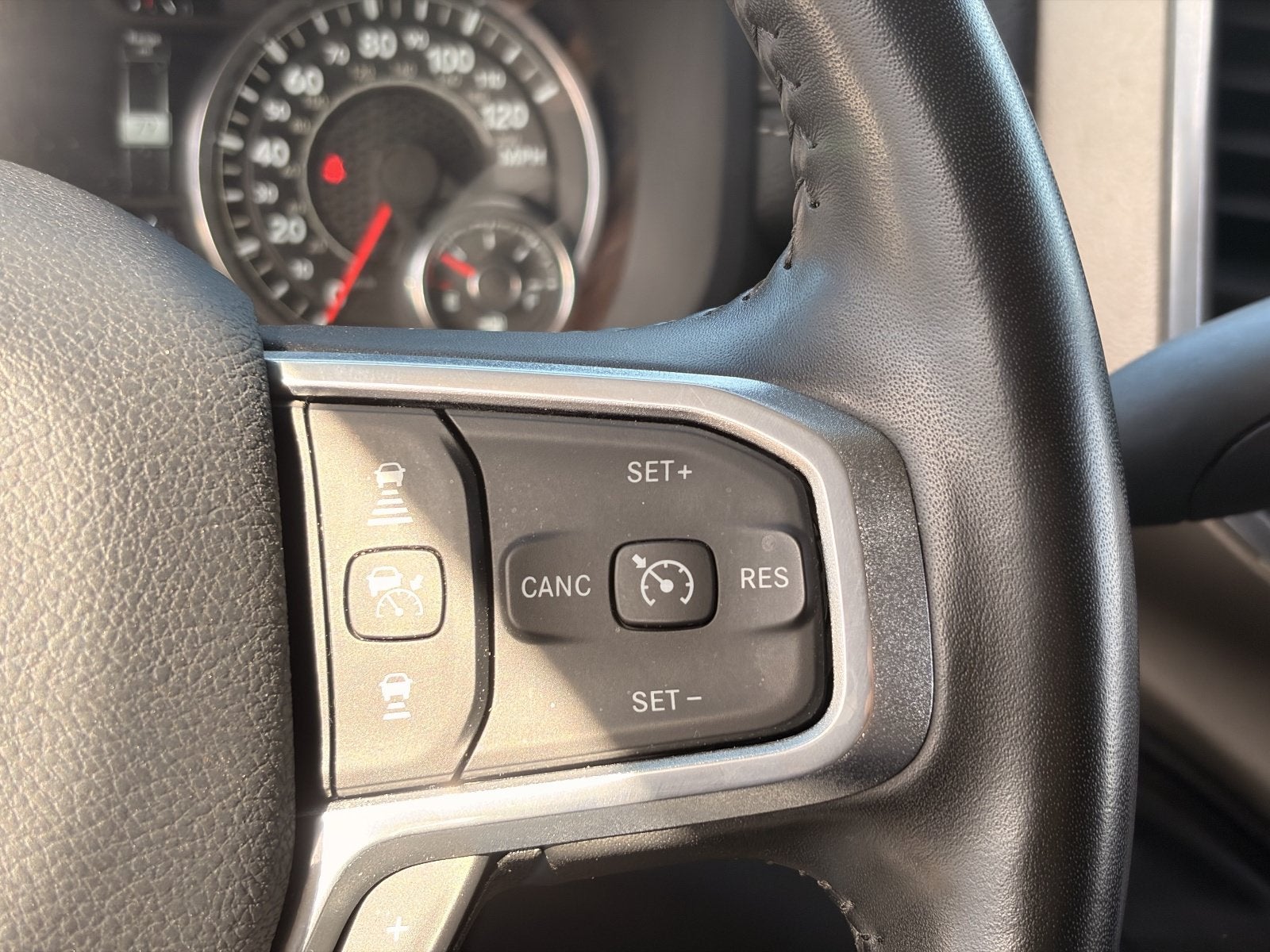 2024 RAM 2500 Laramie Crew Cab 4x4 6'4" Box
