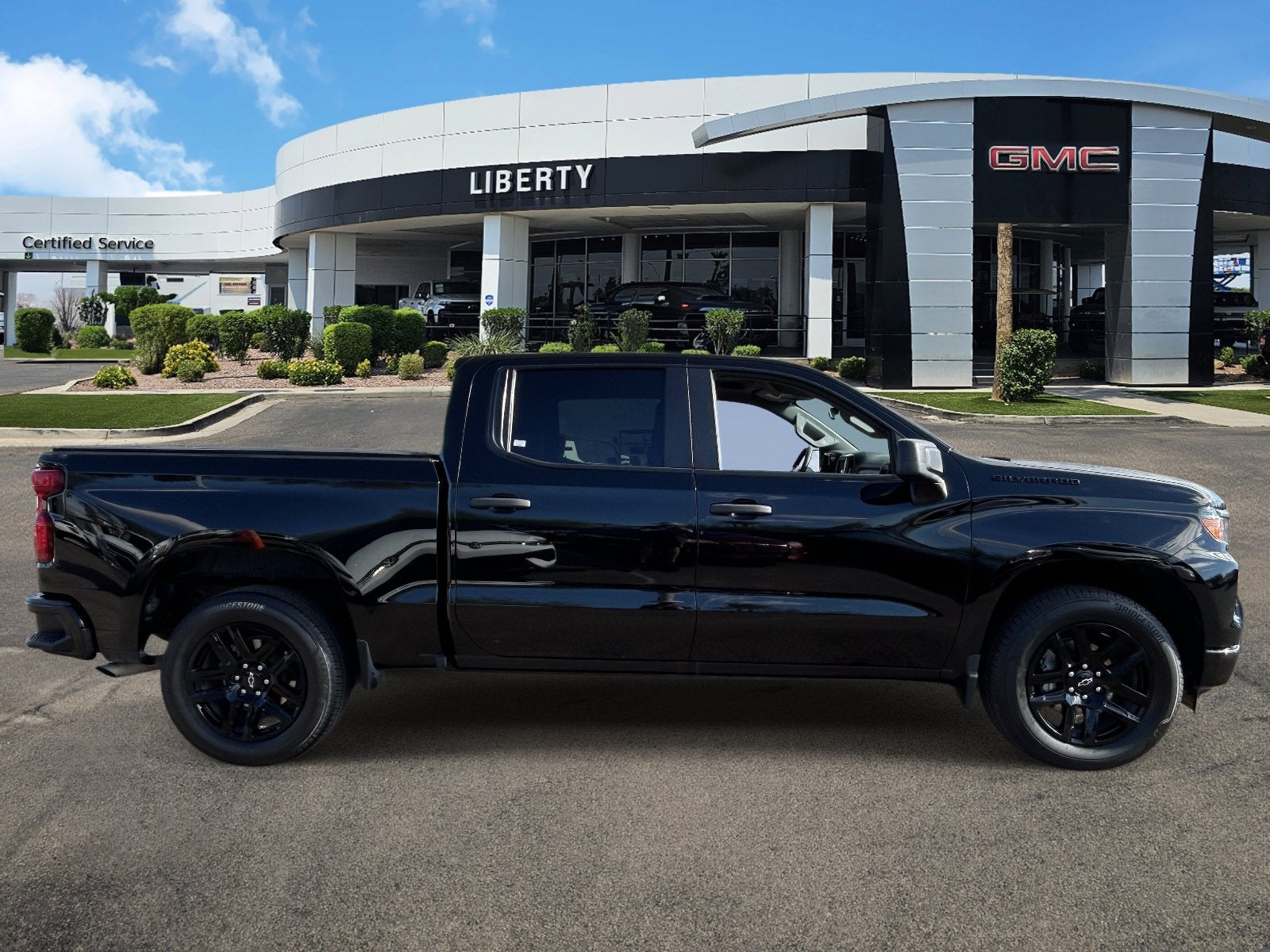 2024 Chevrolet Silverado 1500 Custom