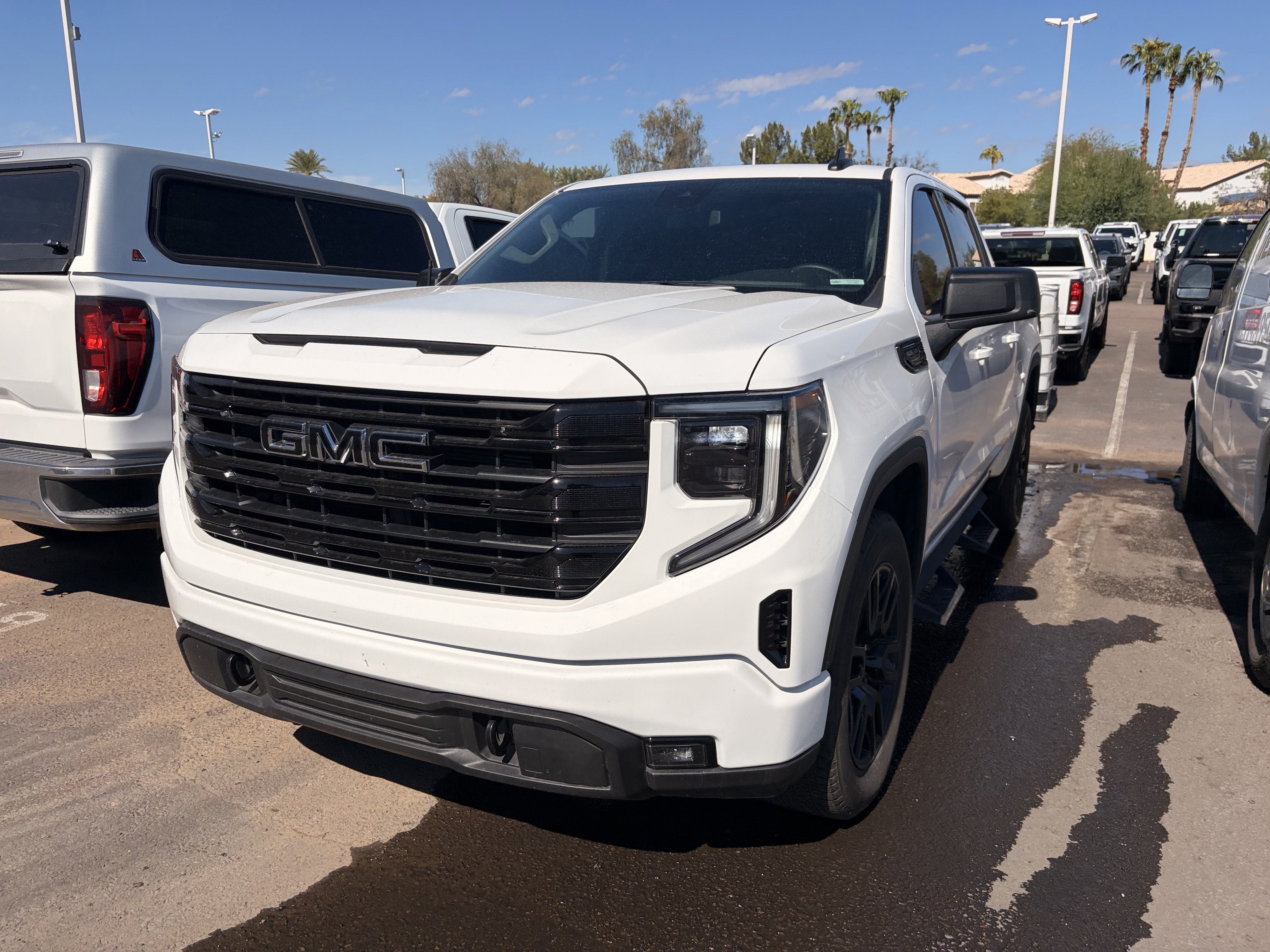 2025 GMC Sierra 1500 Elevation