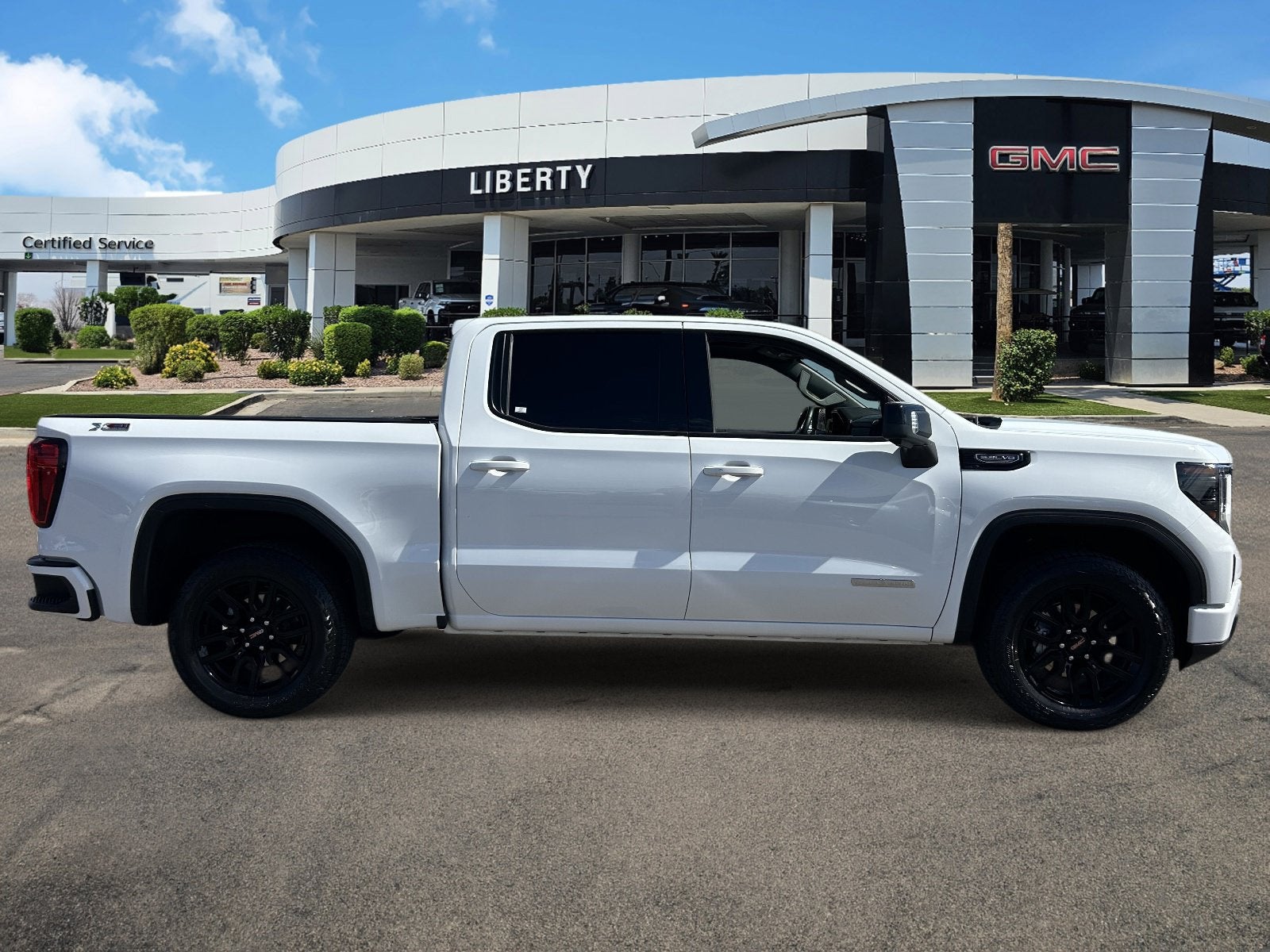 2025 GMC Sierra 1500 Elevation