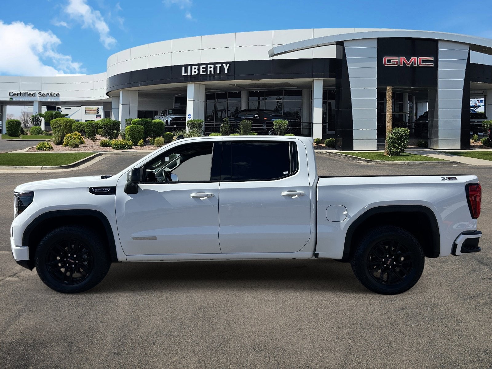 2025 GMC Sierra 1500 Elevation
