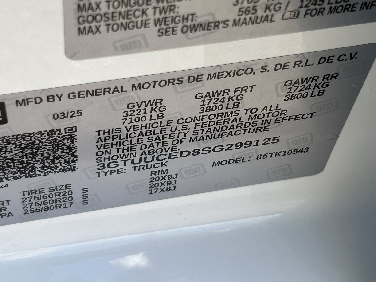 2025 GMC Sierra 1500 Elevation