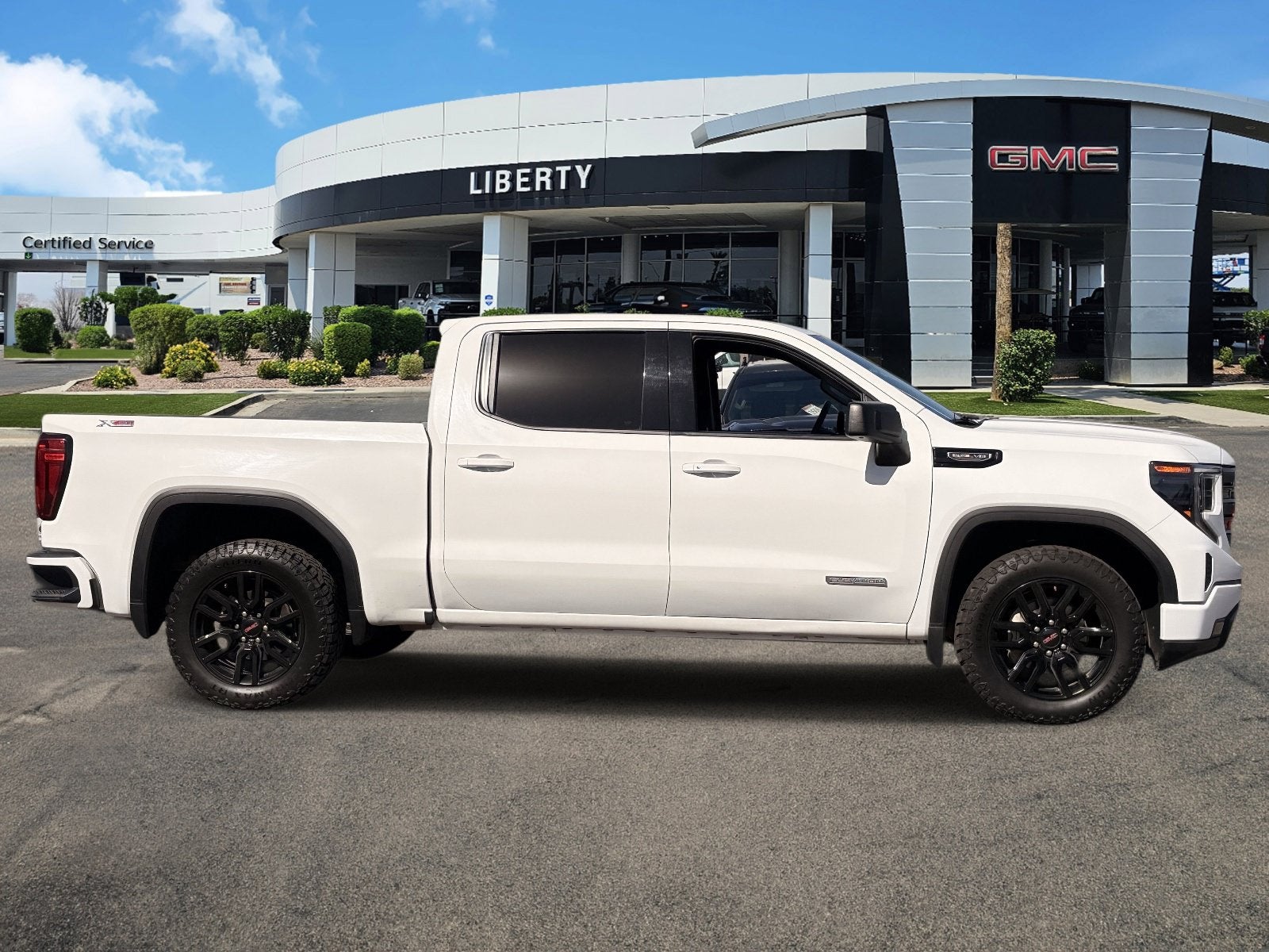 2023 GMC Sierra 1500 Elevation