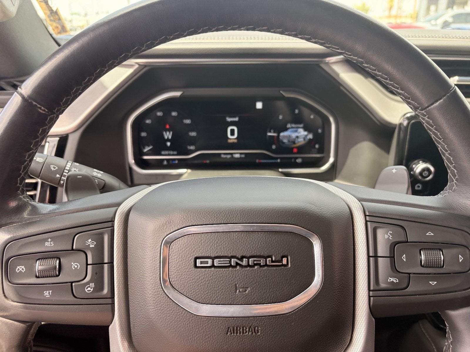 2023 GMC Sierra 1500 Denali