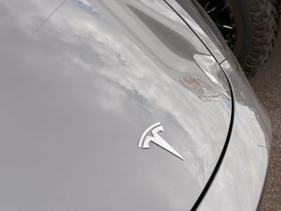 2025 Tesla Model Y Performance