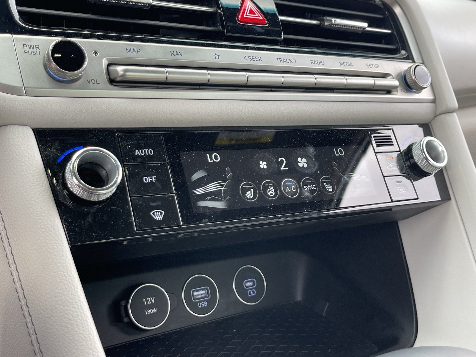 2025 Genesis G70 2.5T AWD