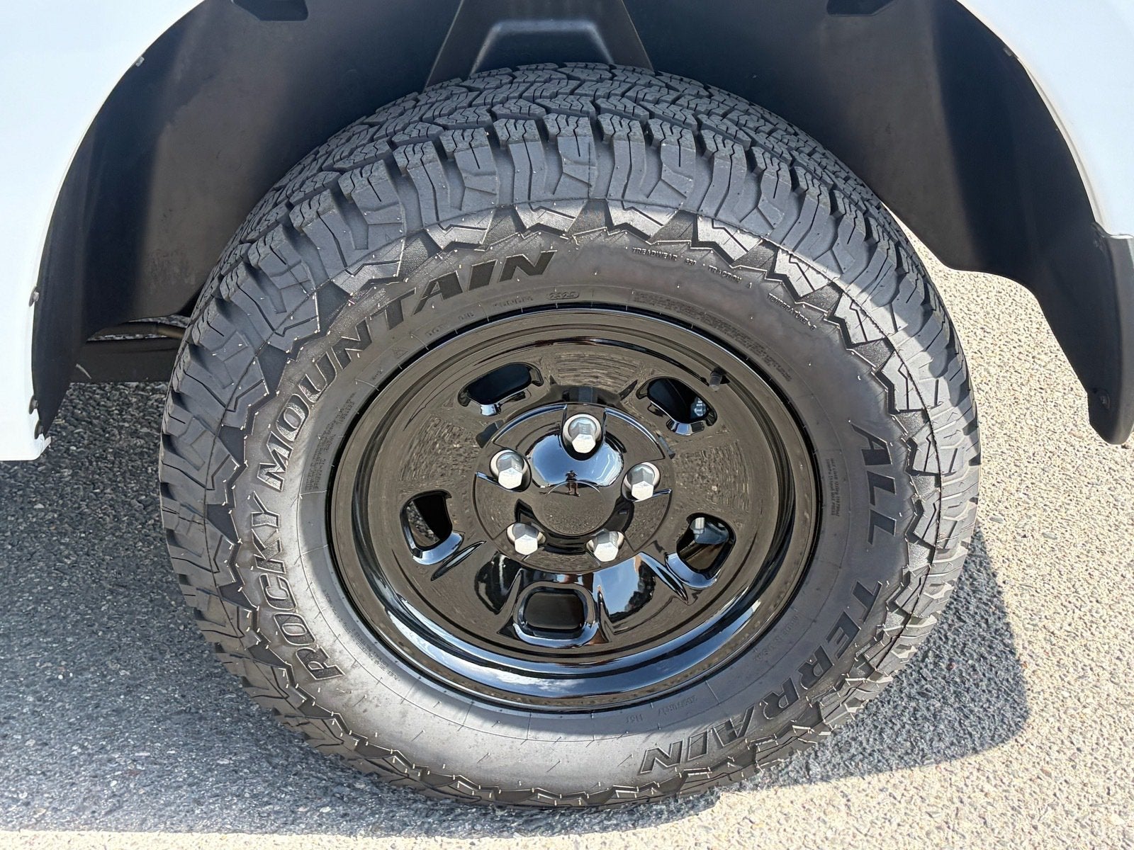 2022 RAM 1500 Classic Tradesman Quad Cab 4x2 6'4" Box