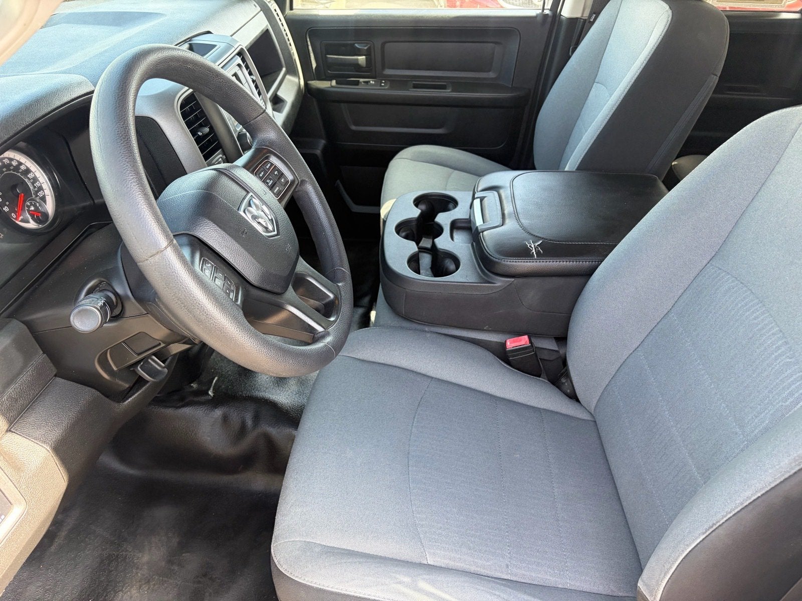 2022 RAM 1500 Classic Tradesman Quad Cab 4x2 6'4" Box