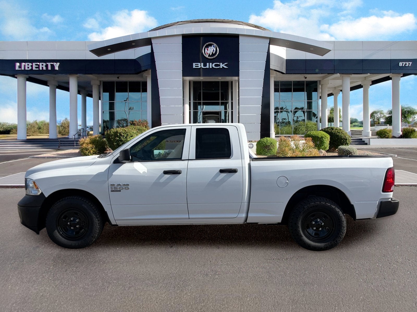 2022 RAM 1500 Classic Tradesman Quad Cab 4x2 6'4" Box