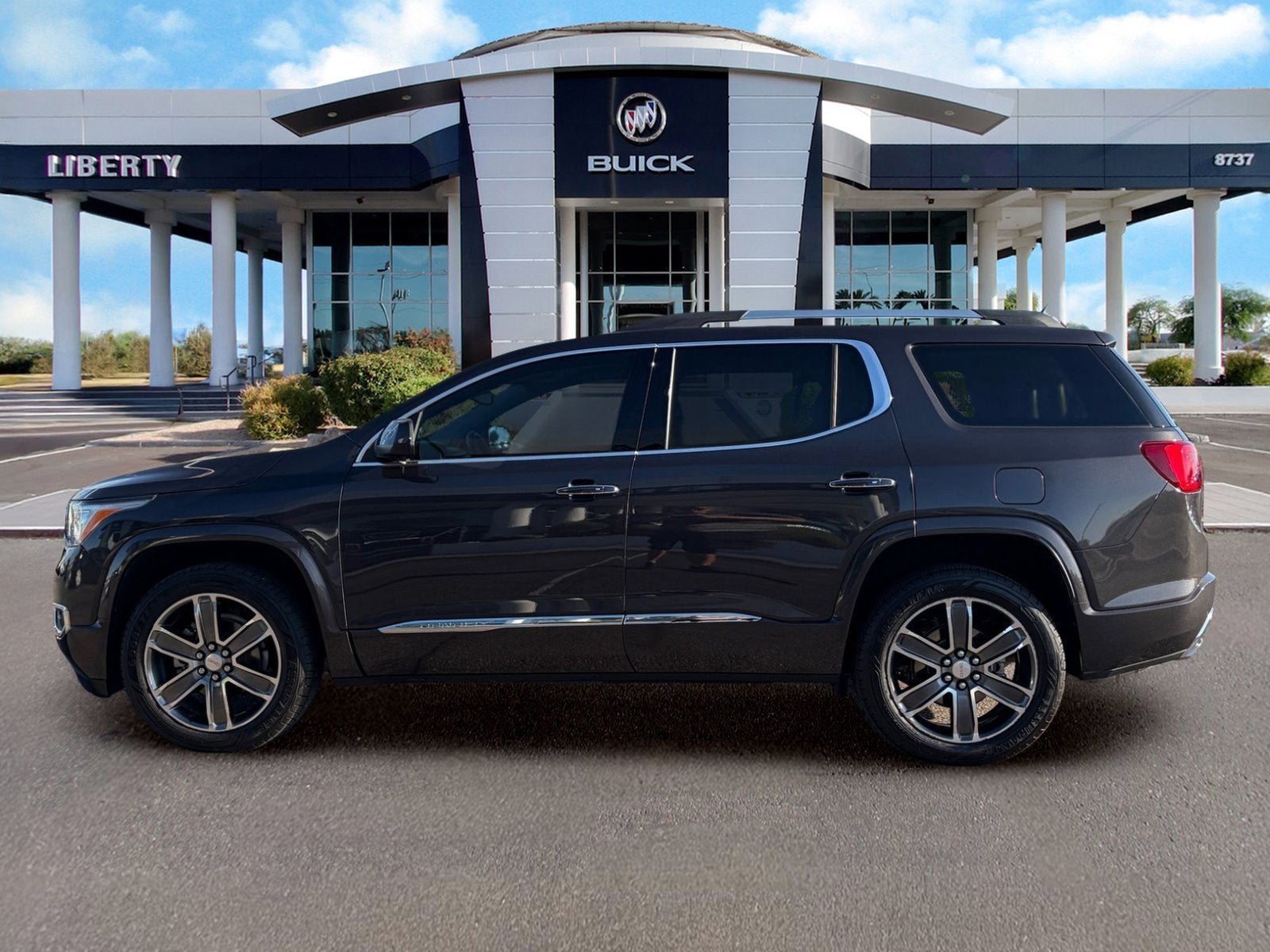 2019 GMC Acadia Denali