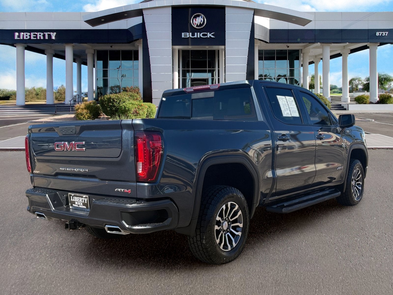 2021 GMC Sierra 1500 AT4