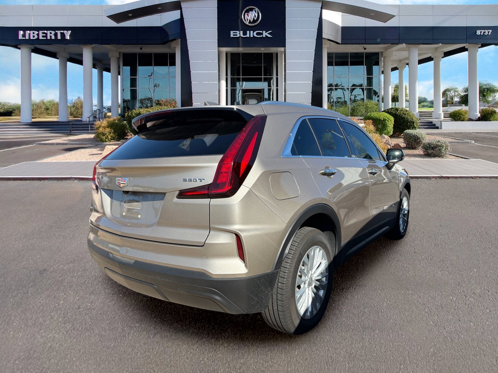 2024 Cadillac XT4 Luxury