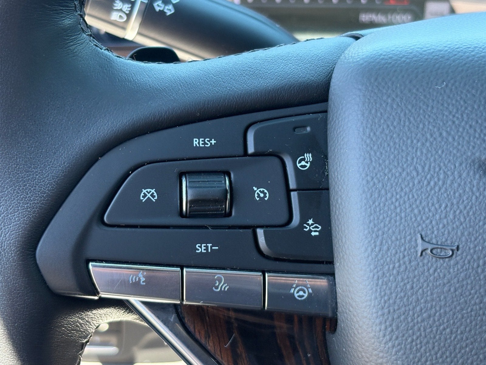 2023 Cadillac Escalade ESV Premium Luxury