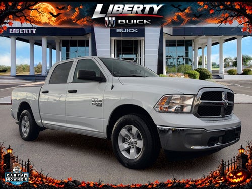 2022 RAM 1500 Classic SLT Crew Cab 4x4 5'7" Box