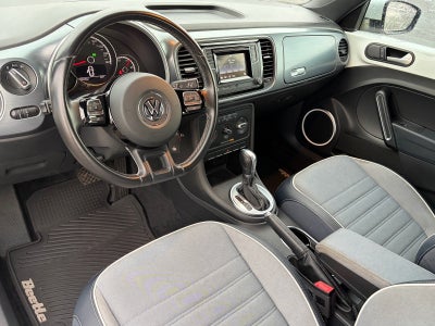 2016 Volkswagen Beetle Convertible 1.8T Denim