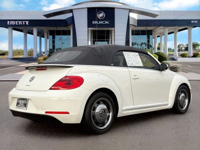 2016 Volkswagen Beetle Convertible 1.8T Denim