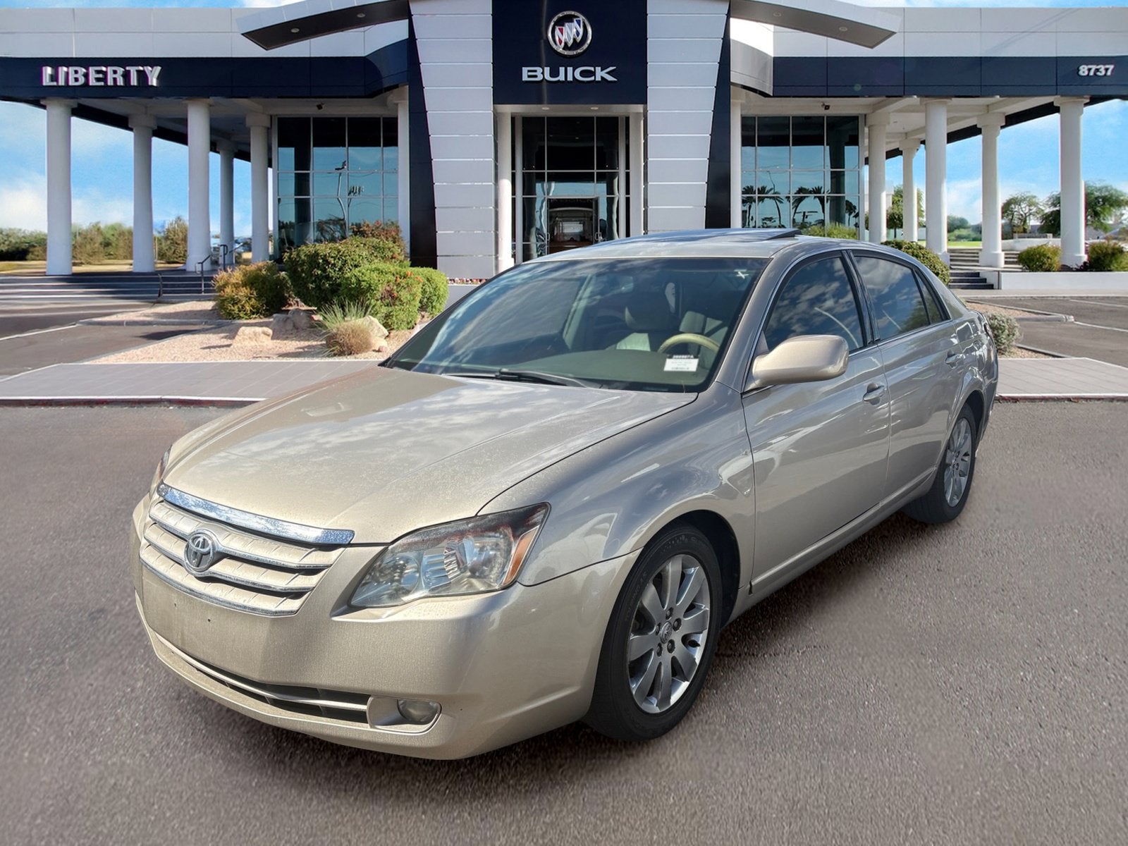 2005 Toyota Avalon XL