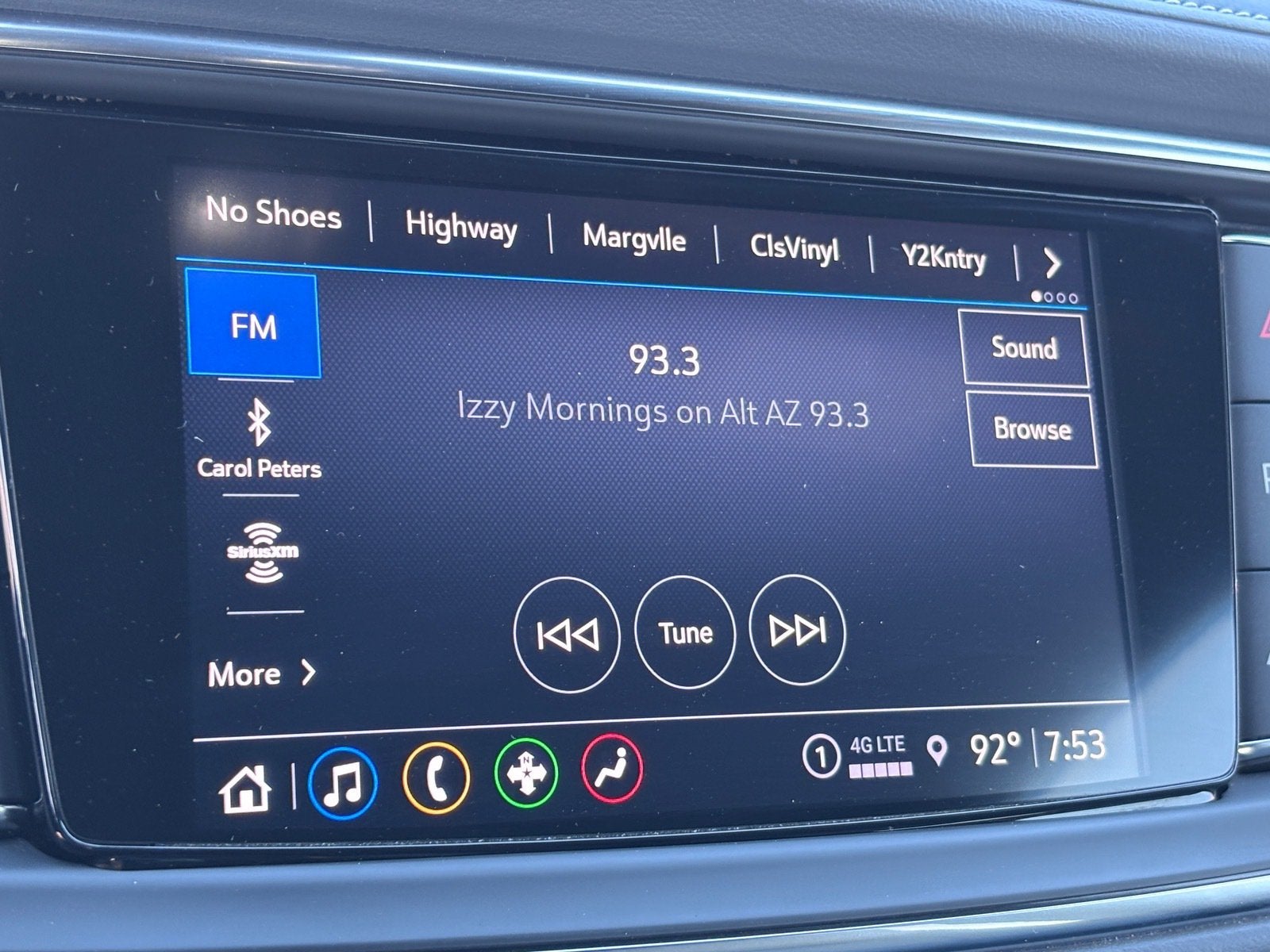 2023 Buick Enclave Essence