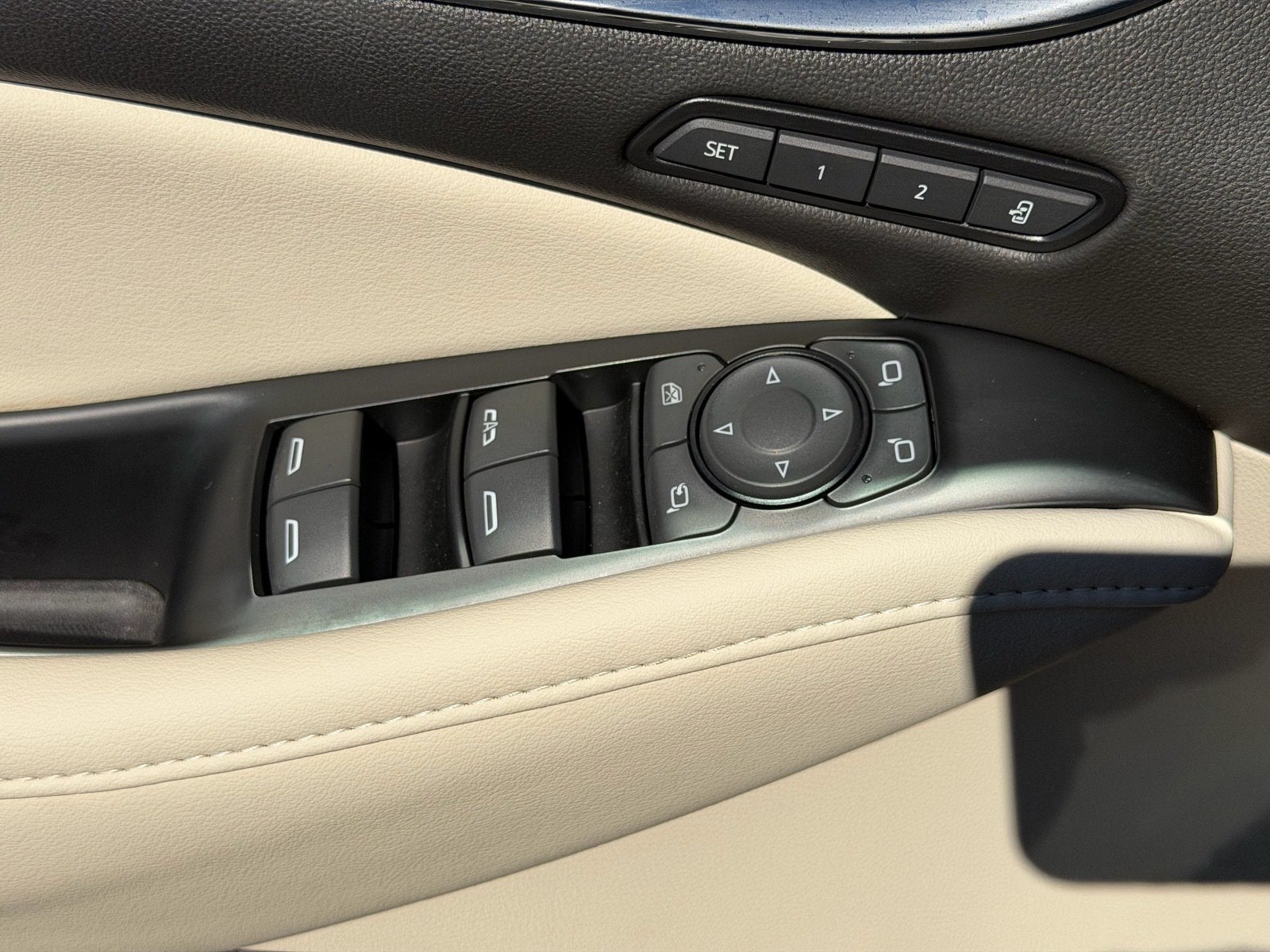2023 Buick Enclave Avenir