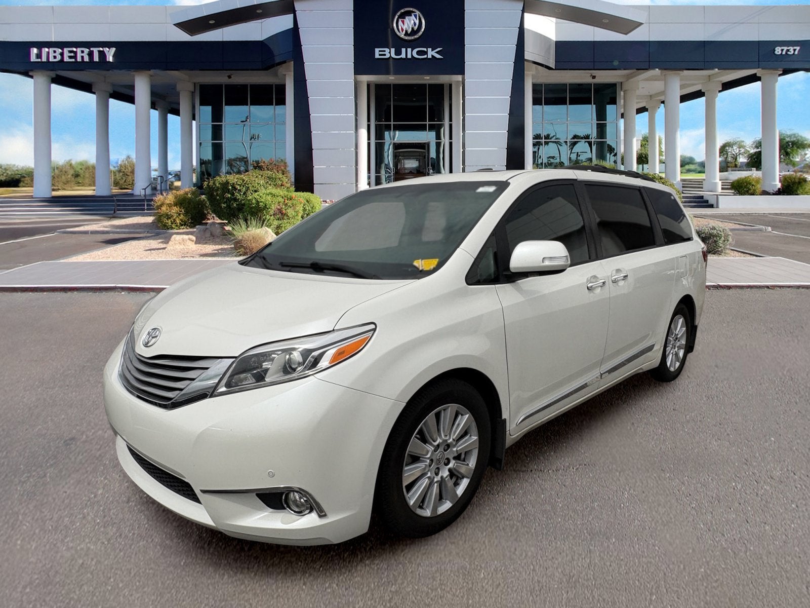 2017 Toyota Sienna Limited 7 Passenger