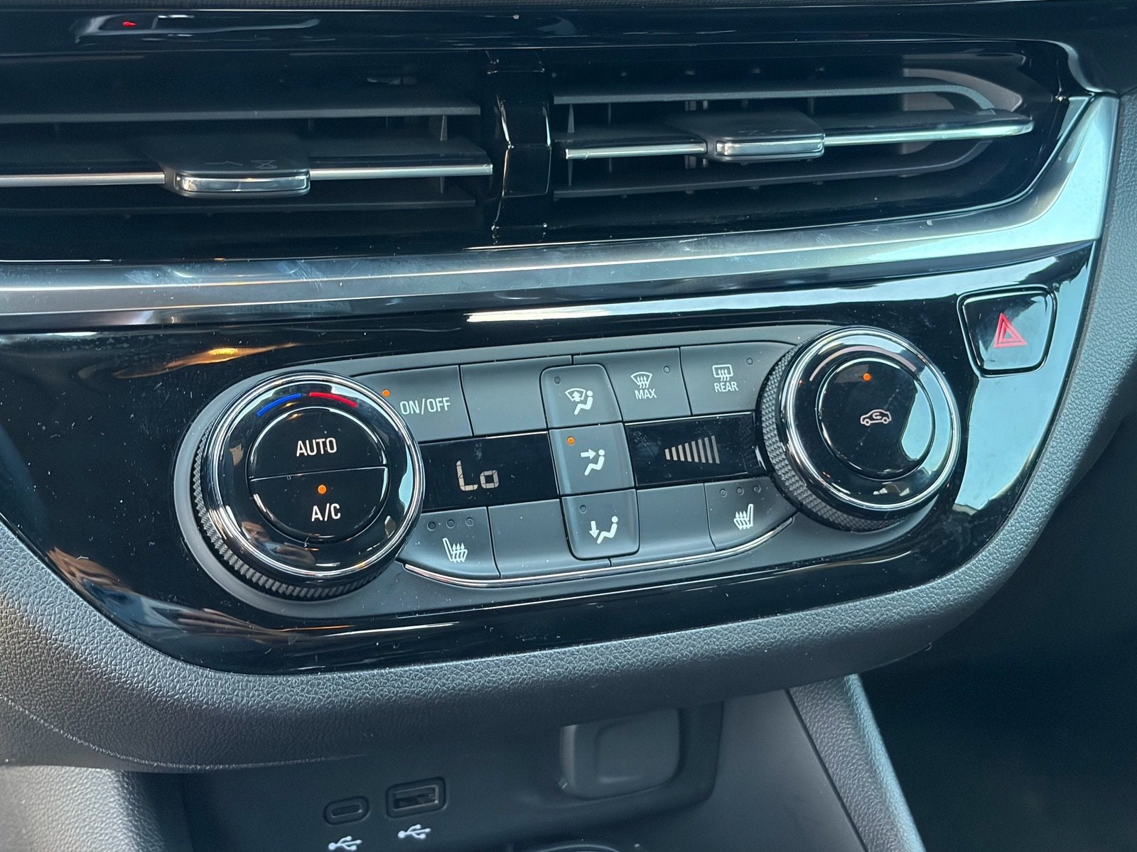 2024 Buick Envista Sport Touring